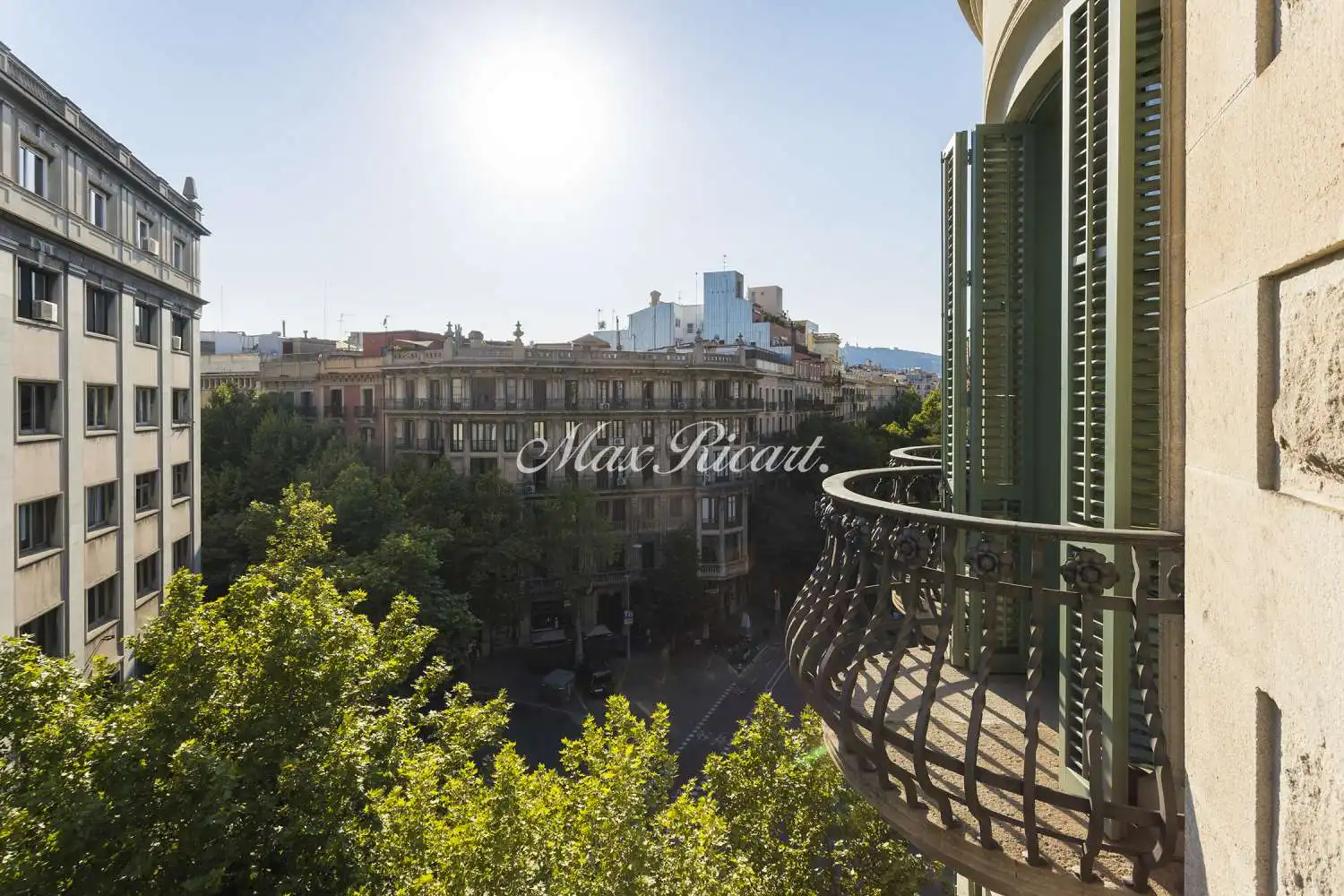 Dachboden zur Miete in N/A, Dreta de l'Eixample