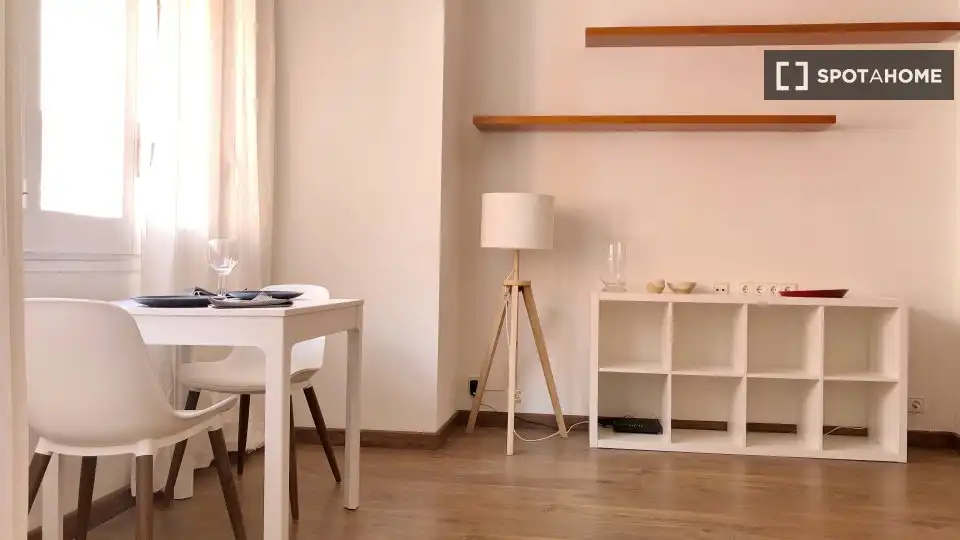 Flat with terrace to rent in Sarrià - Sant Gervasi, imagen 4