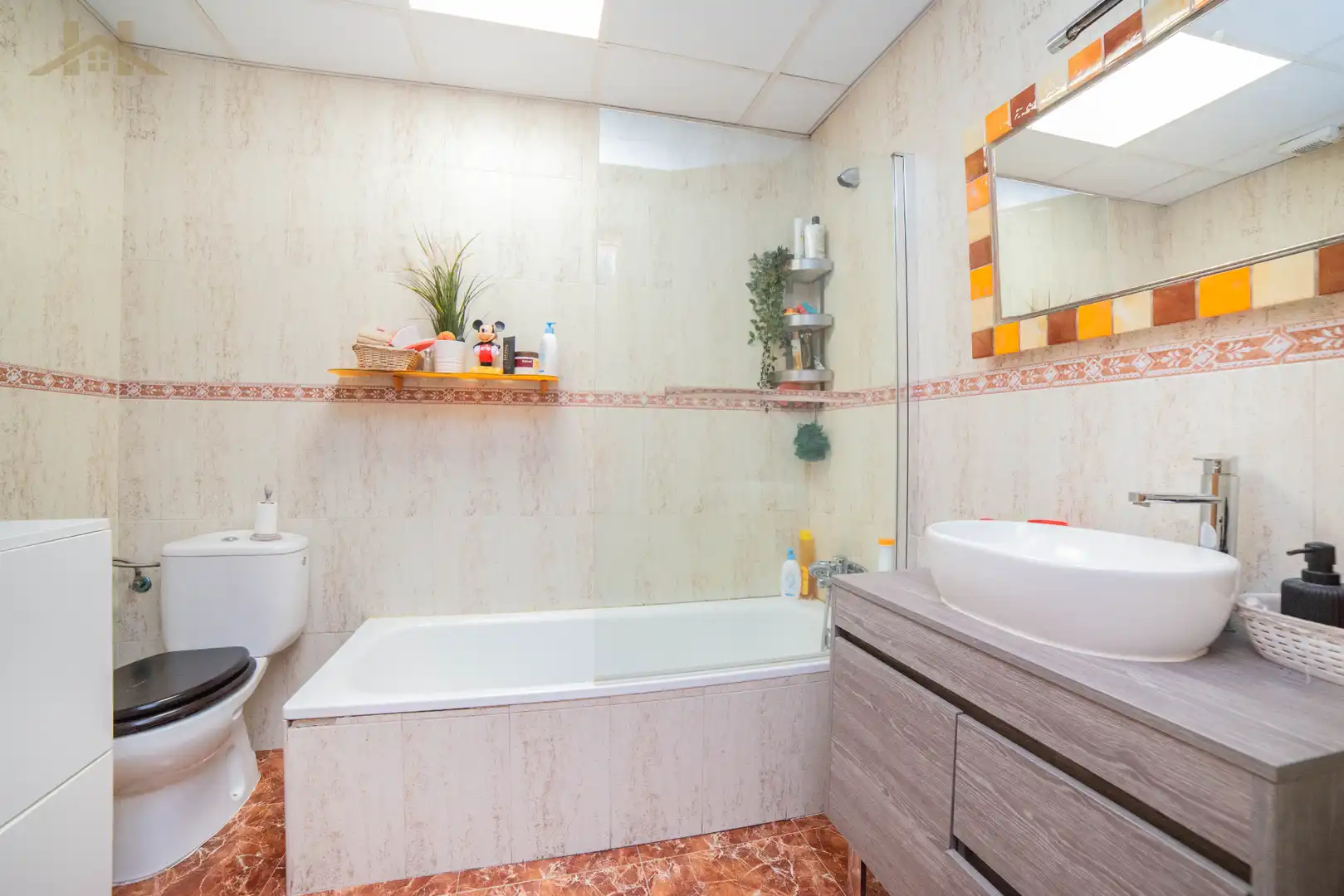 Badezimmer von Erdgeschoss zum Verkauf in Ciempozuelos mit Klimaanlage und Terrasse