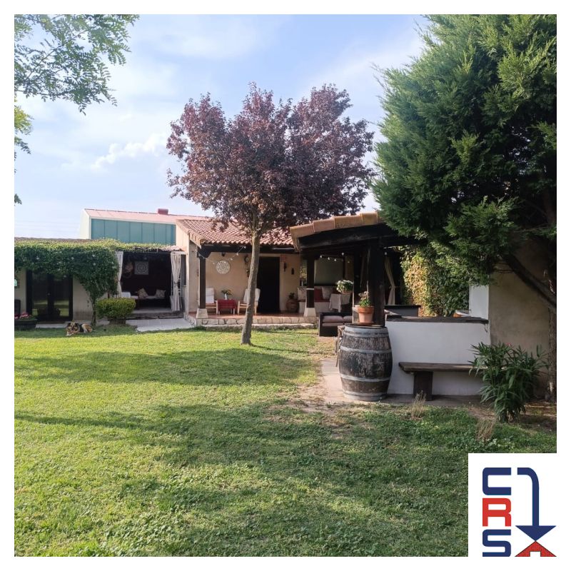 Jardí de Casa o xalet en venda en Villaverde de Íscar amb Calefacció, Jardí privat i Terrassa