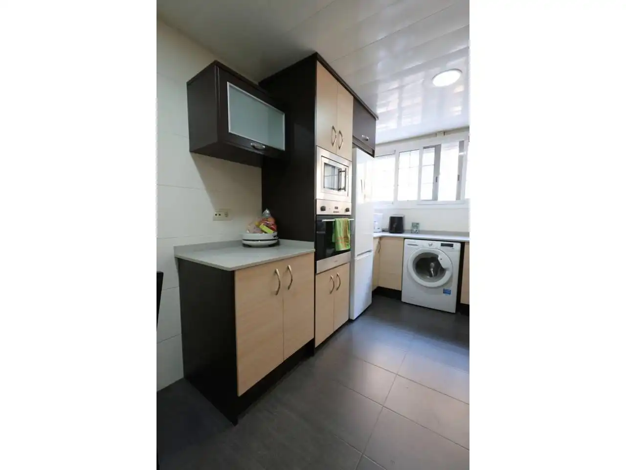 Kitchen of Flat for sale in L'Hospitalet de Llobregat  with Air Conditioner and Balcony