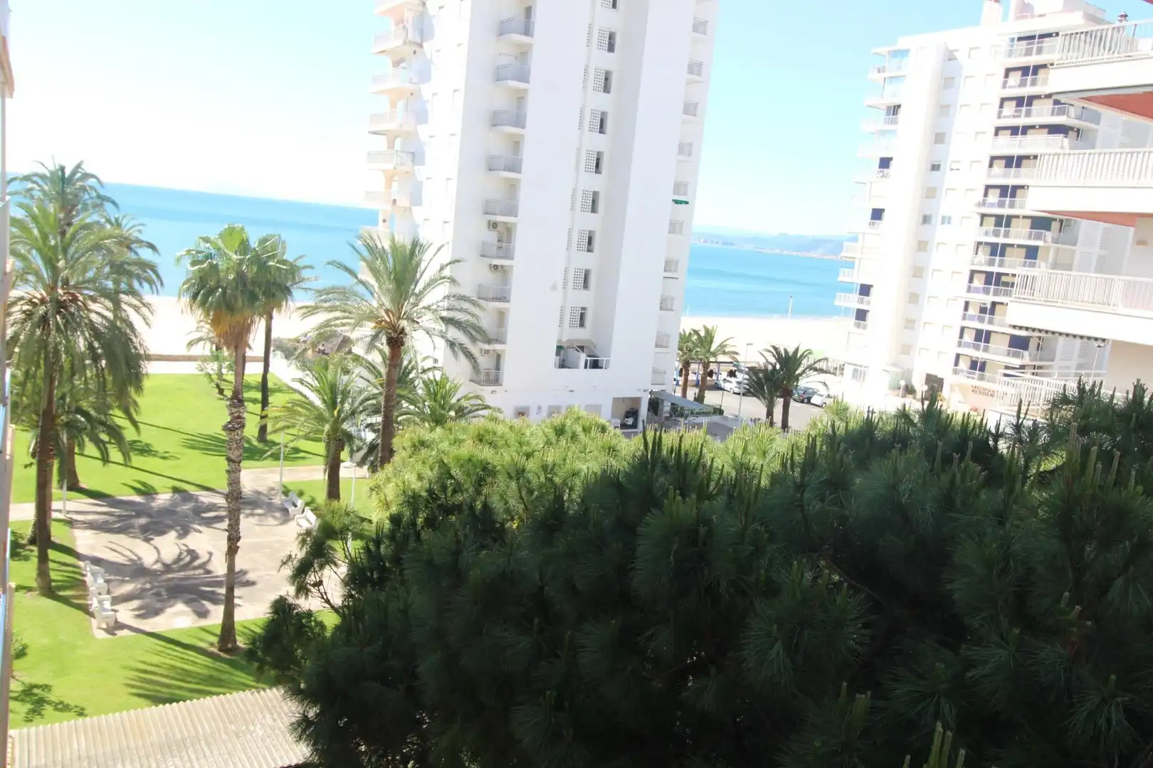Vista exterior de Apartamento en venta en Cullera con Terraza, Amueblado y Balcón