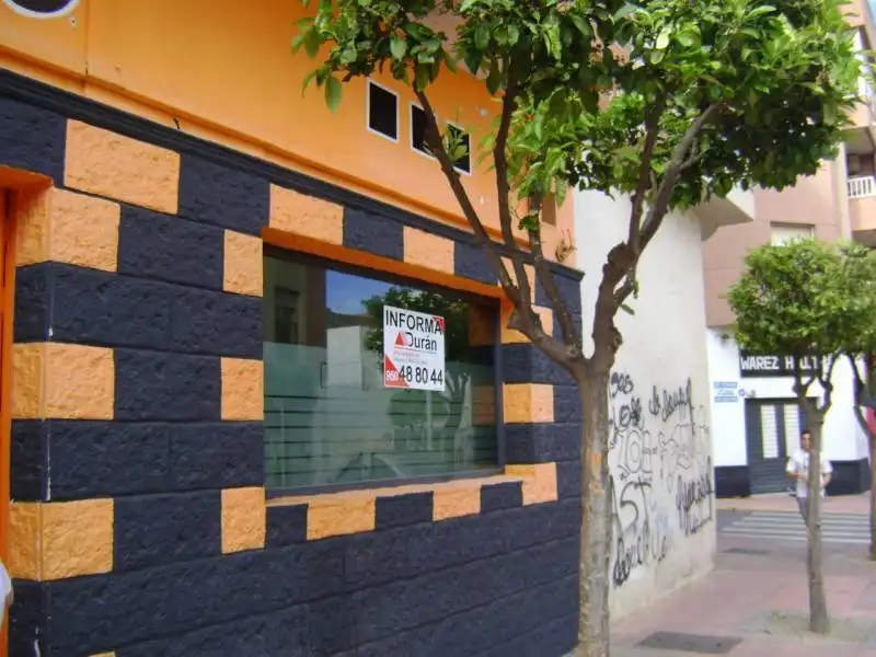 Local comercial en venda a El Ejido Ciudad, imagen 4