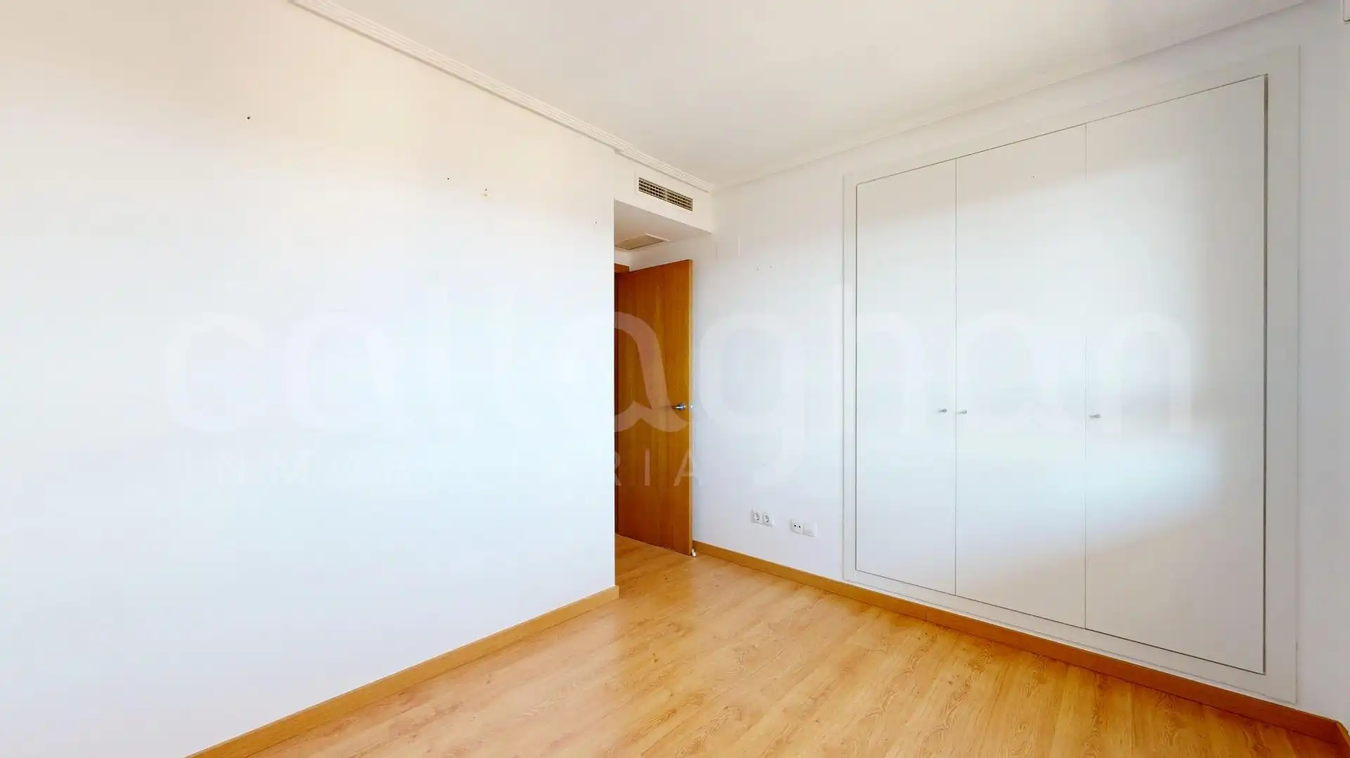 Habitación de Ático en venta en Alboraya con Aire acondicionado, Jardín privado y Terraza