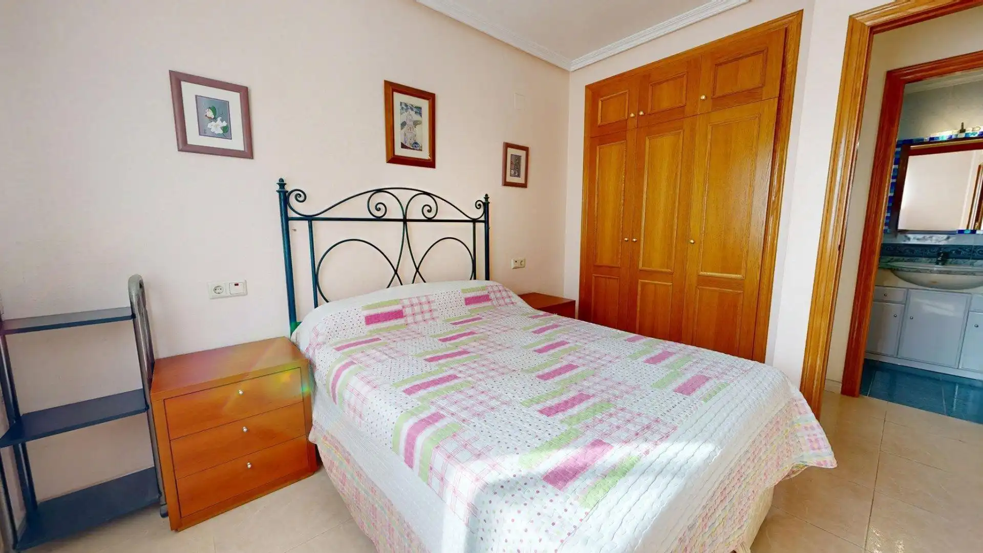 Apartamento en venta en Calle GIJON, Ciutat Esportiva