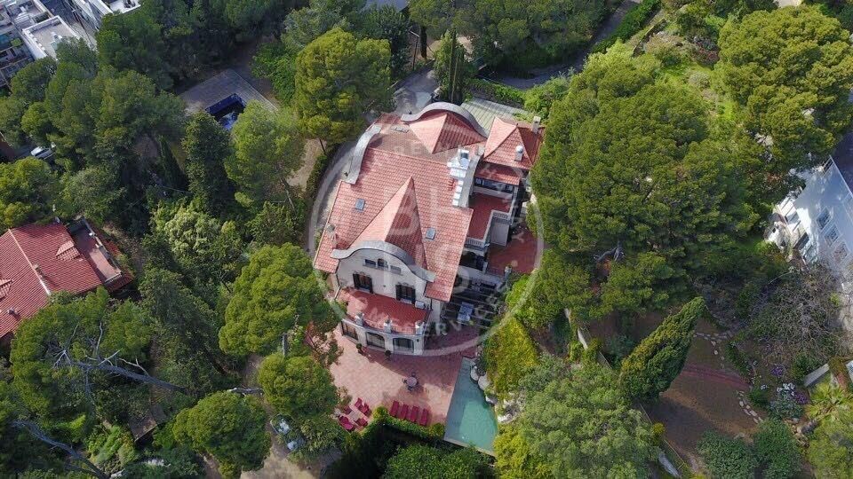 Vista exterior de Casa o xalet en venda en  Barcelona Capital amb Aire condicionat, Calefacció i Terrassa