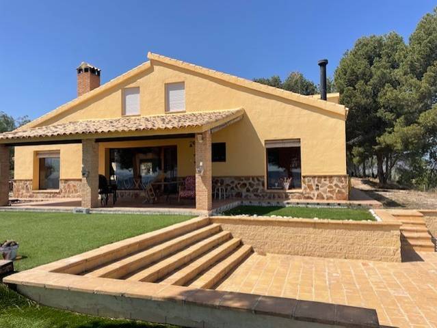 Casa-chalet en Venta en Pliego