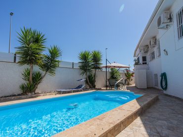 Maison jumelée avec piscine à vendre à Santiago de la Ribera