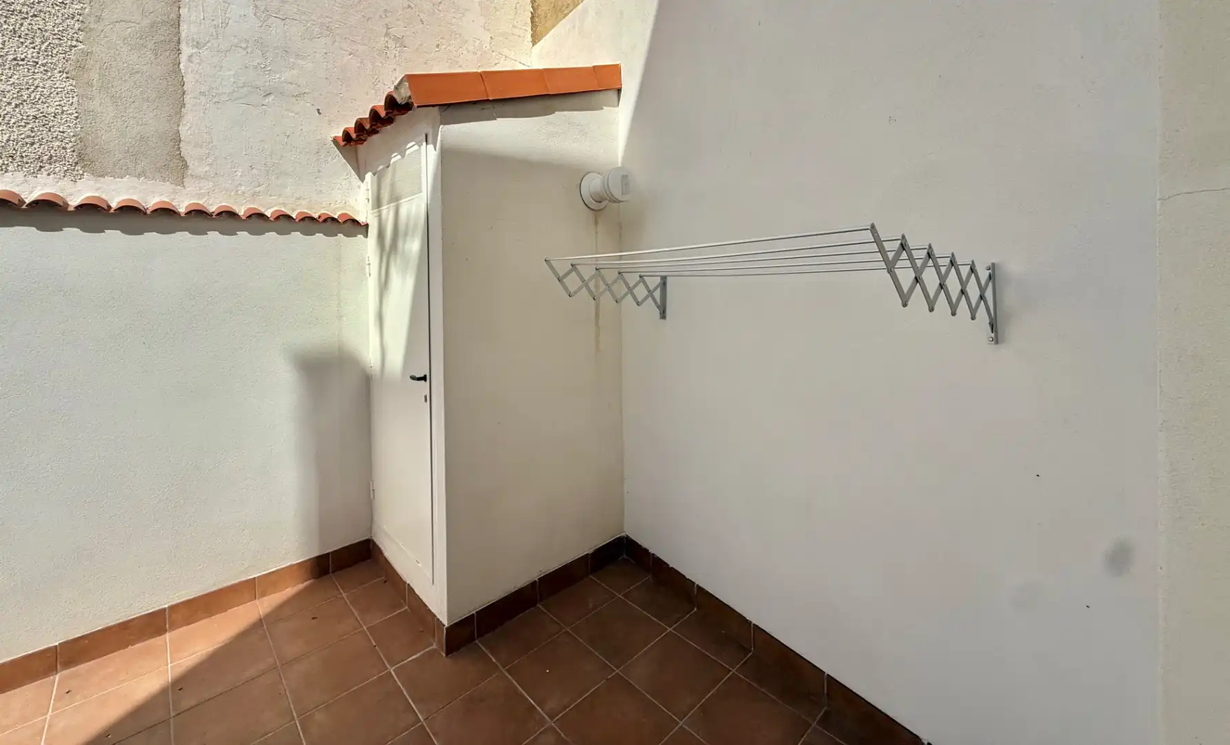 Terrasse von Einfamilien-Reihenhaus zum Verkauf in Las Ventas de Retamosa mit Klimaanlage, Heizung und Terrasse