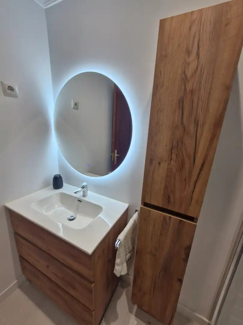 Baño de Piso de alquiler en Bilbao  con Calefacción, Parquet y Amueblado