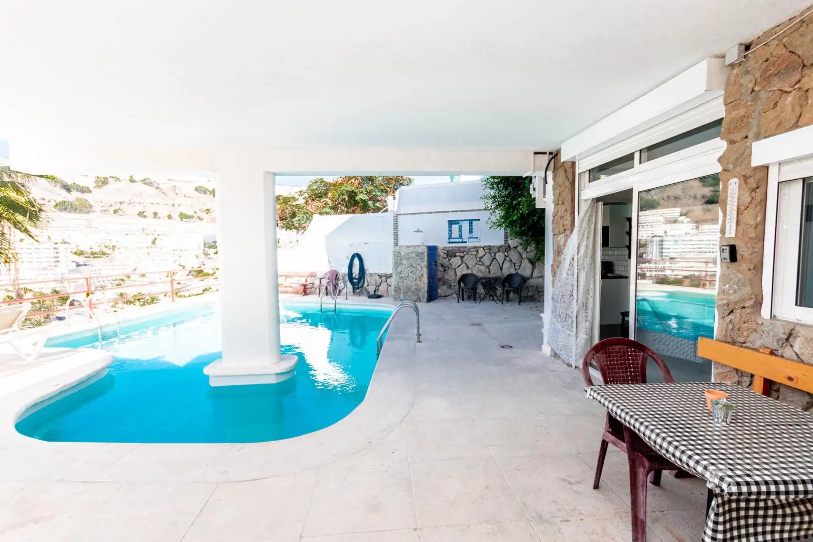 Piscina de Apartament en venda en Mogán