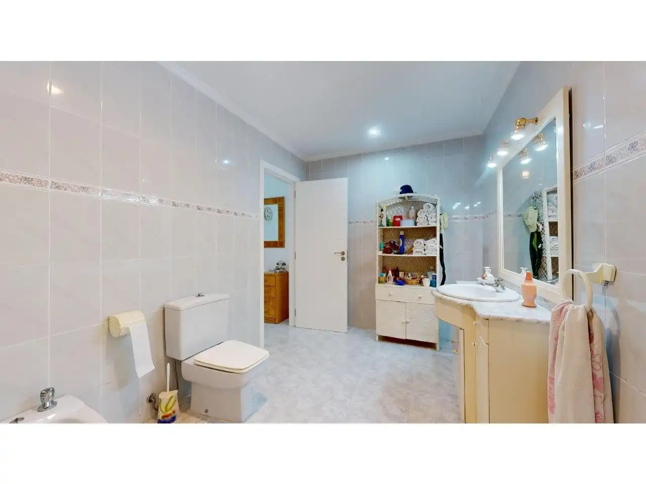 Baño de Casa o chalet en venta en Llíria con Jardín privado, Terraza y Piscina