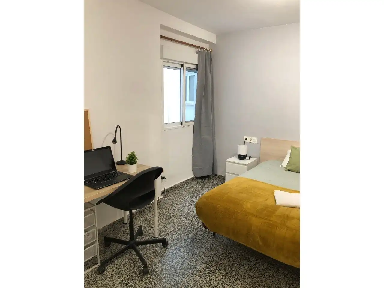 Habitación de Piso en venta en Burjassot