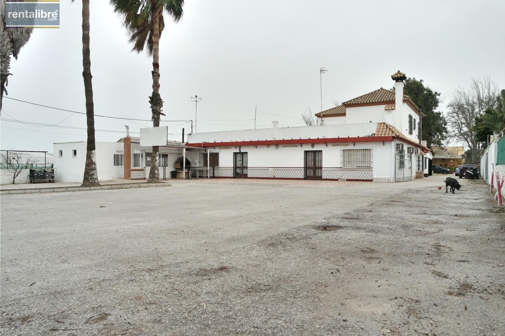 Exterior view of Country house for sale in Sanlúcar de Barrameda  with Air Conditioner, Heating and Private garden