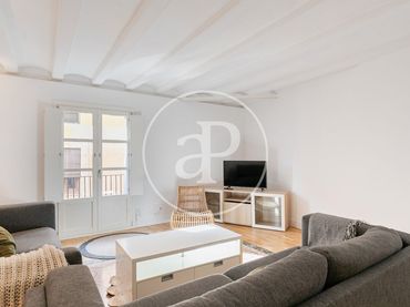 Piso con balcón en venta en Carrer de la Ciutat