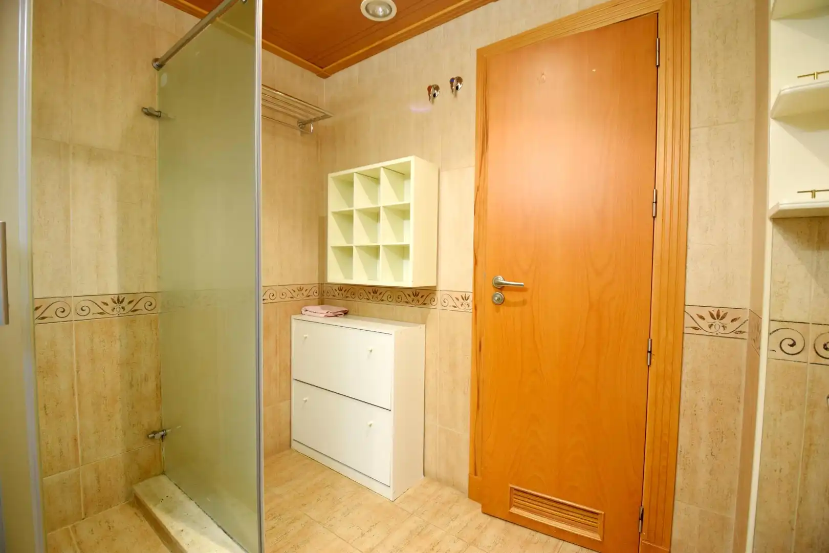Badezimmer von Wohnung zum Verkauf in El Ejido mit Klimaanlage, Heizung und Parkett