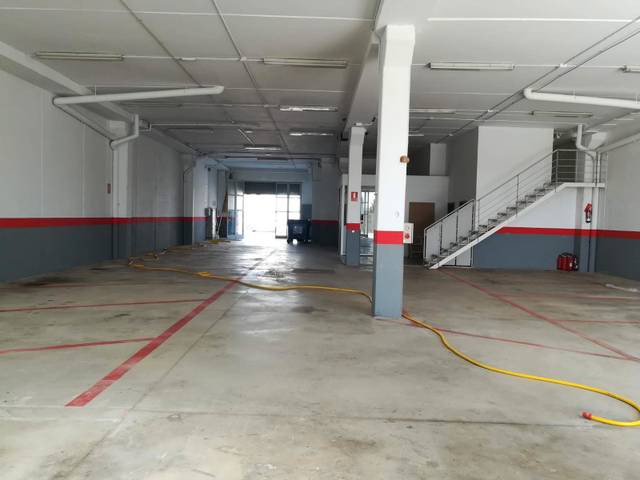 Nave industrial en Alquiler en Vilamalla