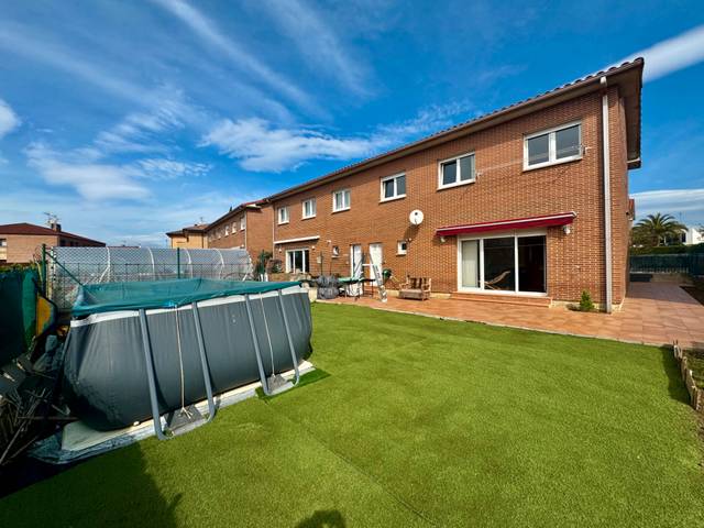 Casa-chalet en Venta en Calle Altos de Orcoyen en Orkoien