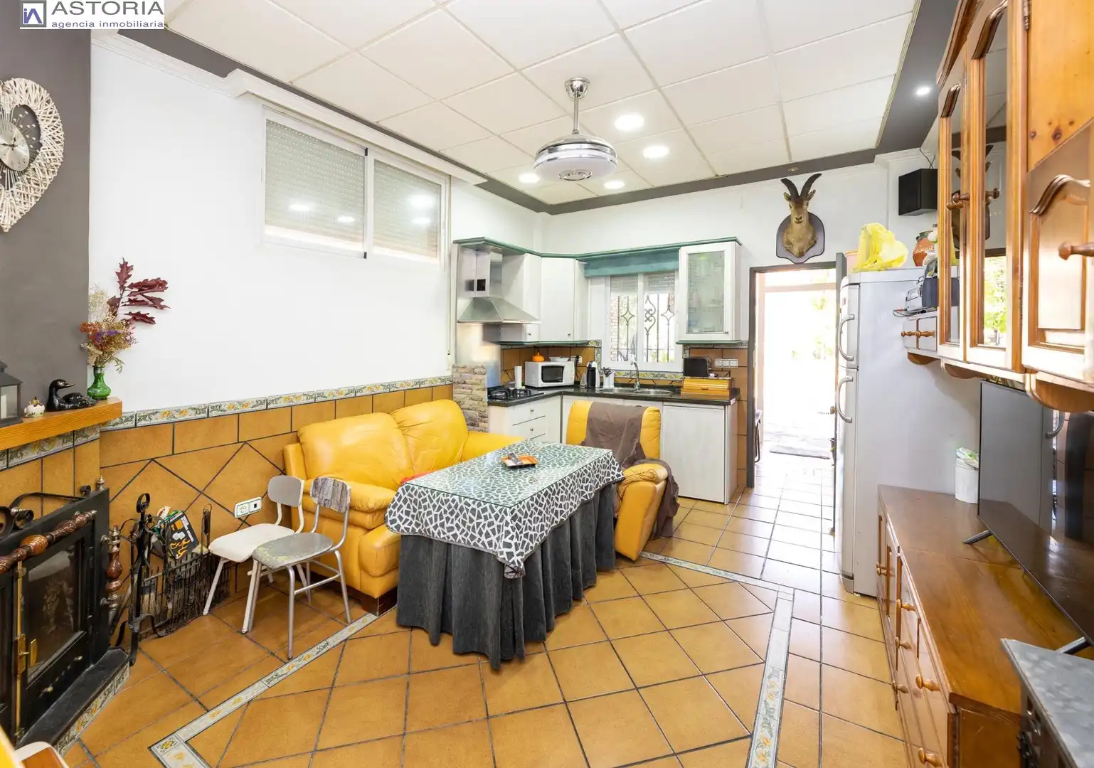 Kitchen of Houses for sale in Monachil  with Air Conditioner, Heating and Private garden