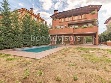 Villa avec piscine à vendre à La Plana - Bellsoleig