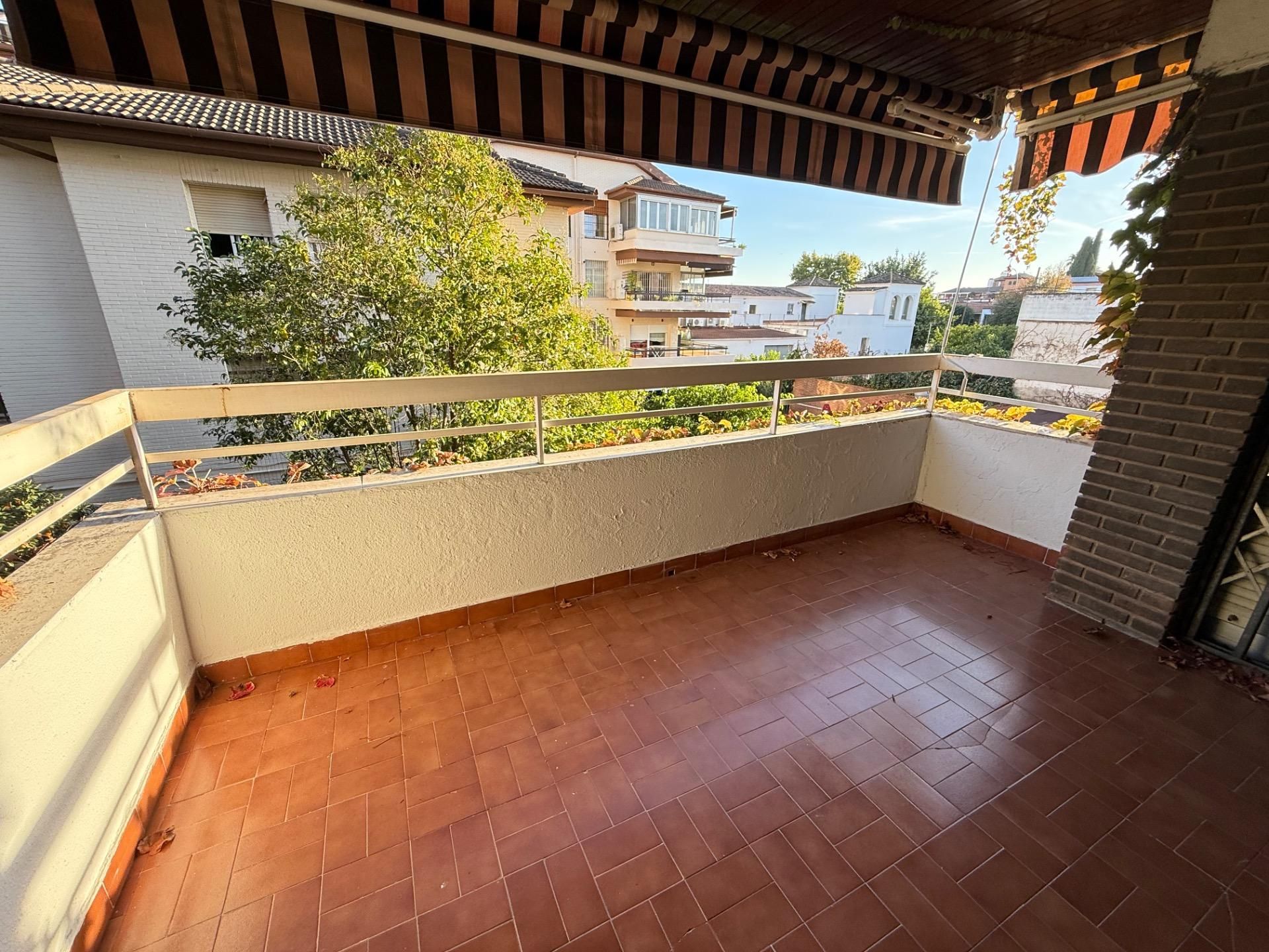 Terrassa de Pis de lloguer en  Córdoba Capital amb Aire condicionat, Calefacció i Terrassa