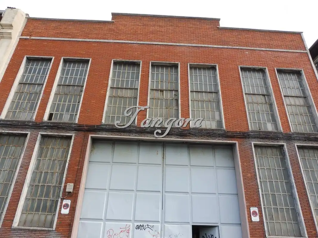 Vista exterior de Nave industrial en venta en Leioa