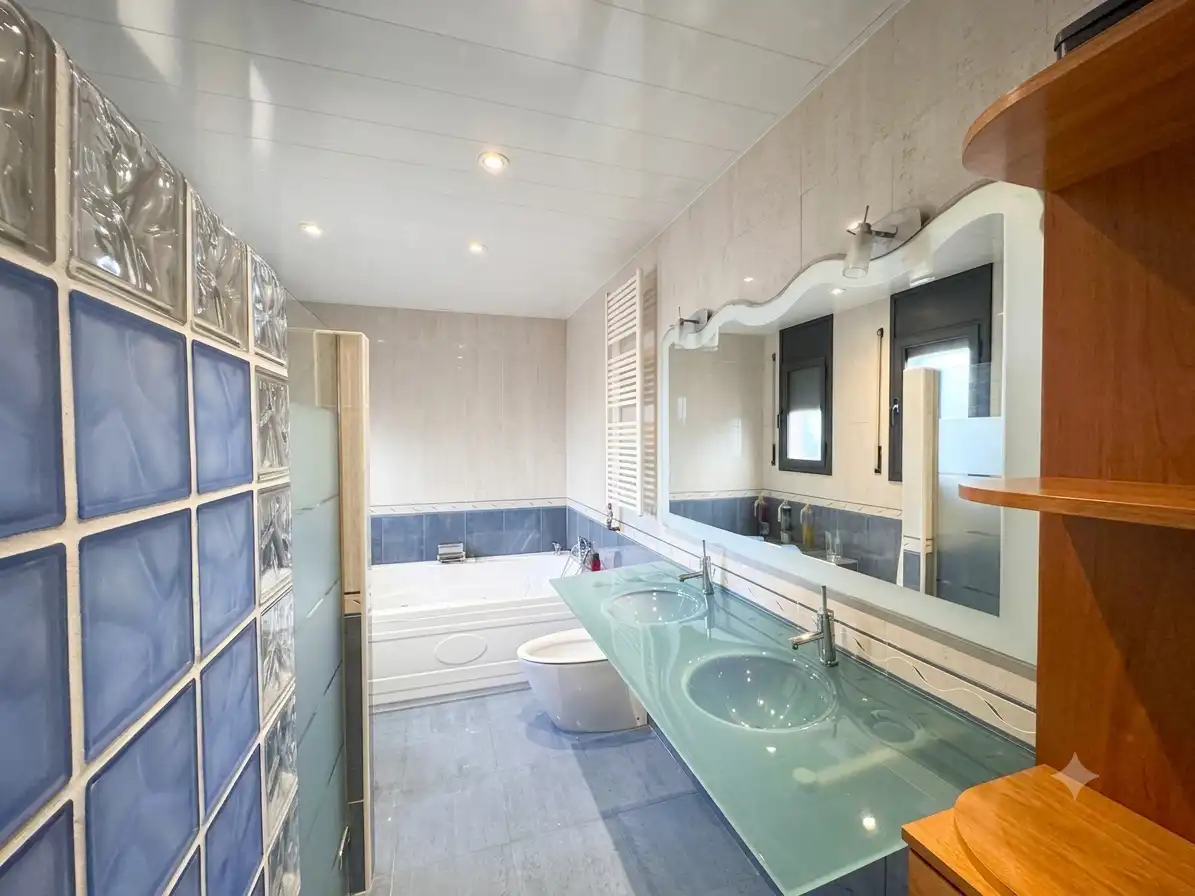 Bathroom of Houses for sale in Sant Antoni de Vilamajor  with Air Conditioner, Heating and Private garden