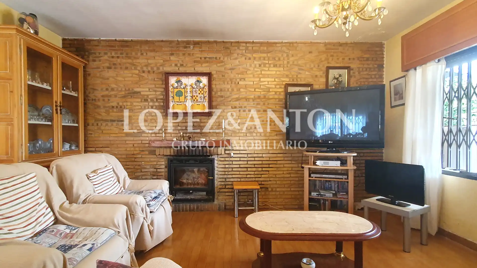 Living room of Houses for sale in L'Eliana  with Air Conditioner, Private garden and Terrace