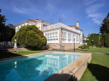 Villa con piscina in vendita a Rúa San Xiao 40