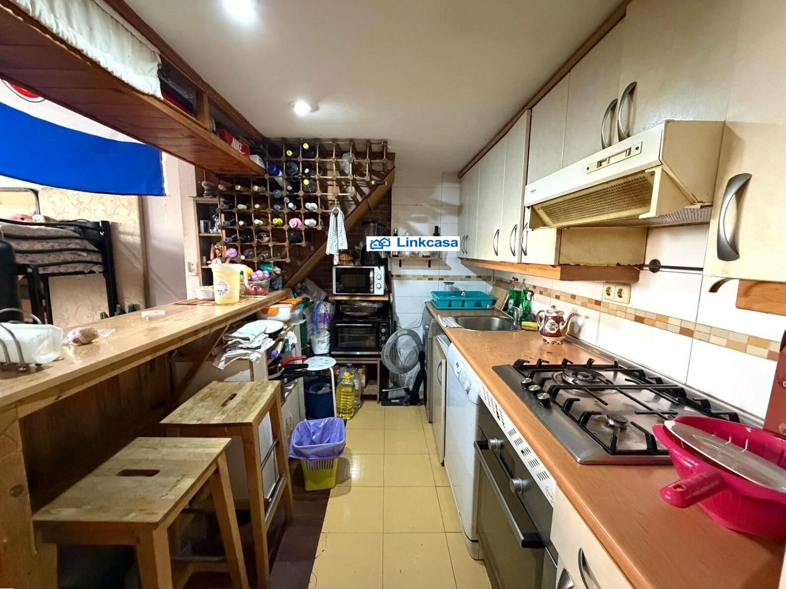 Kitchen of Flat for sale in  Madrid Capital  with Air Conditioner, Storage room and Community pool