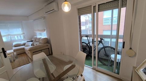 Foto 4 de Piso en venta en Capitán Segarra, Mercado, Alicante / Alacant