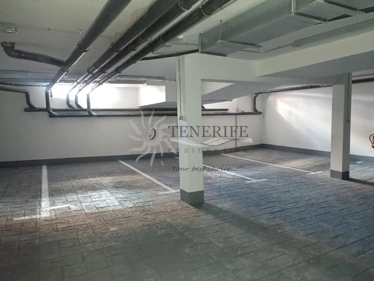 Parking de Piso en venta en Guía de Isora con Aire acondicionado y Terraza