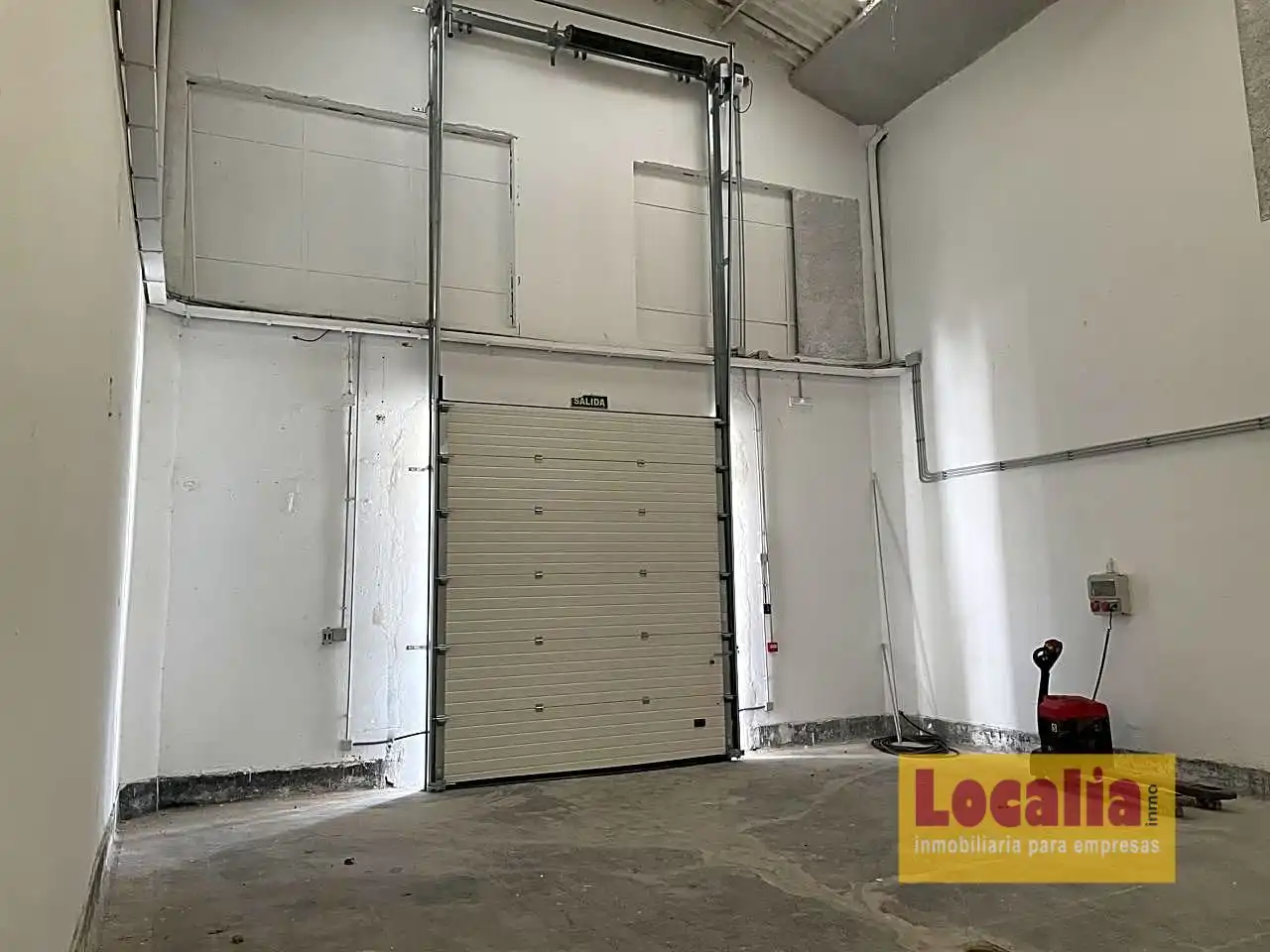 Nave industrial de alquiler en Entrambasaguas
