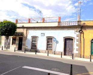 Vista exterior de Casa adosada en venda en Telde amb Terrassa