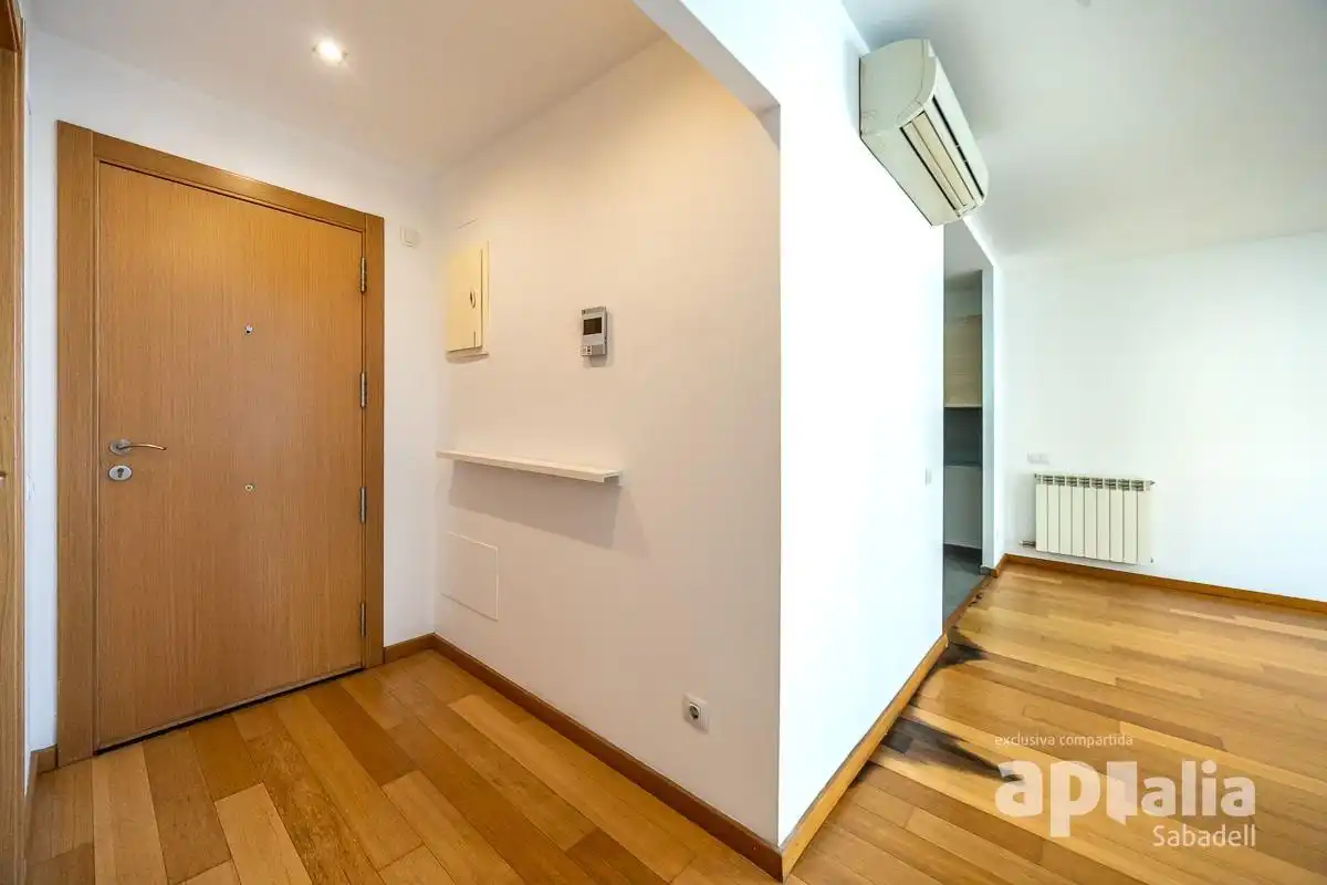 Wohnung zum Verkauf in Sabadell mit Heizung und Abstellraum