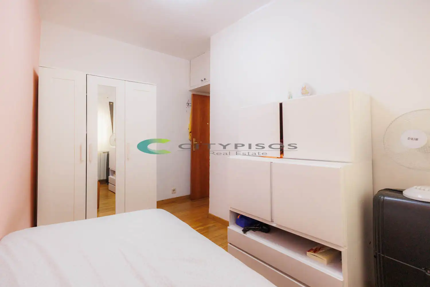 Piso con ascensor en venta en Carrer del Cadí, imagen 13