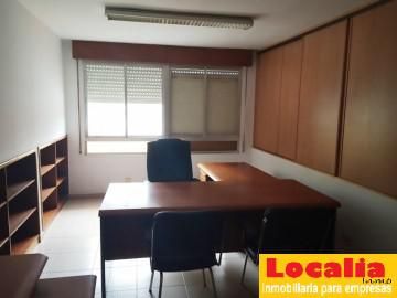 Nau industrial de lloguer en Valdáliga