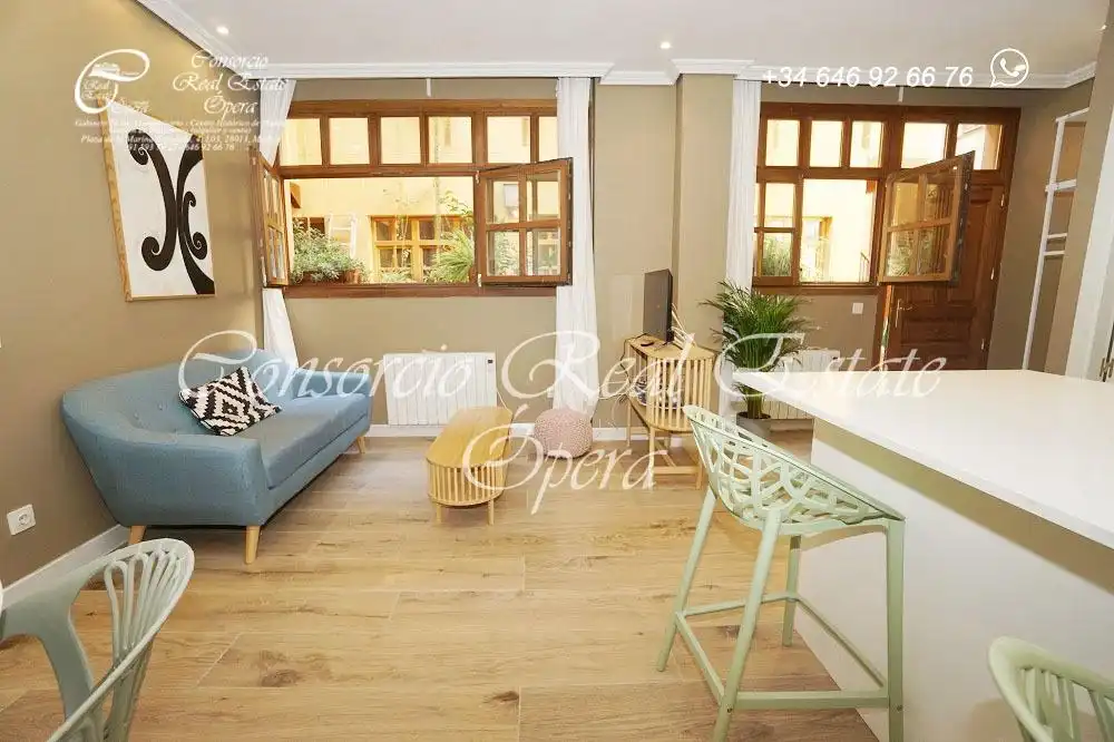 Flat for rent in Calle Bola, 2, Palacio
