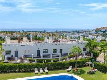 Dúplex amb ascensor en venda a Estepona Pueblo