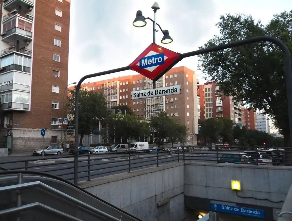 Flat for rent in Calle del Alcalde Sainz de Baranda, 54, Niño Jesús