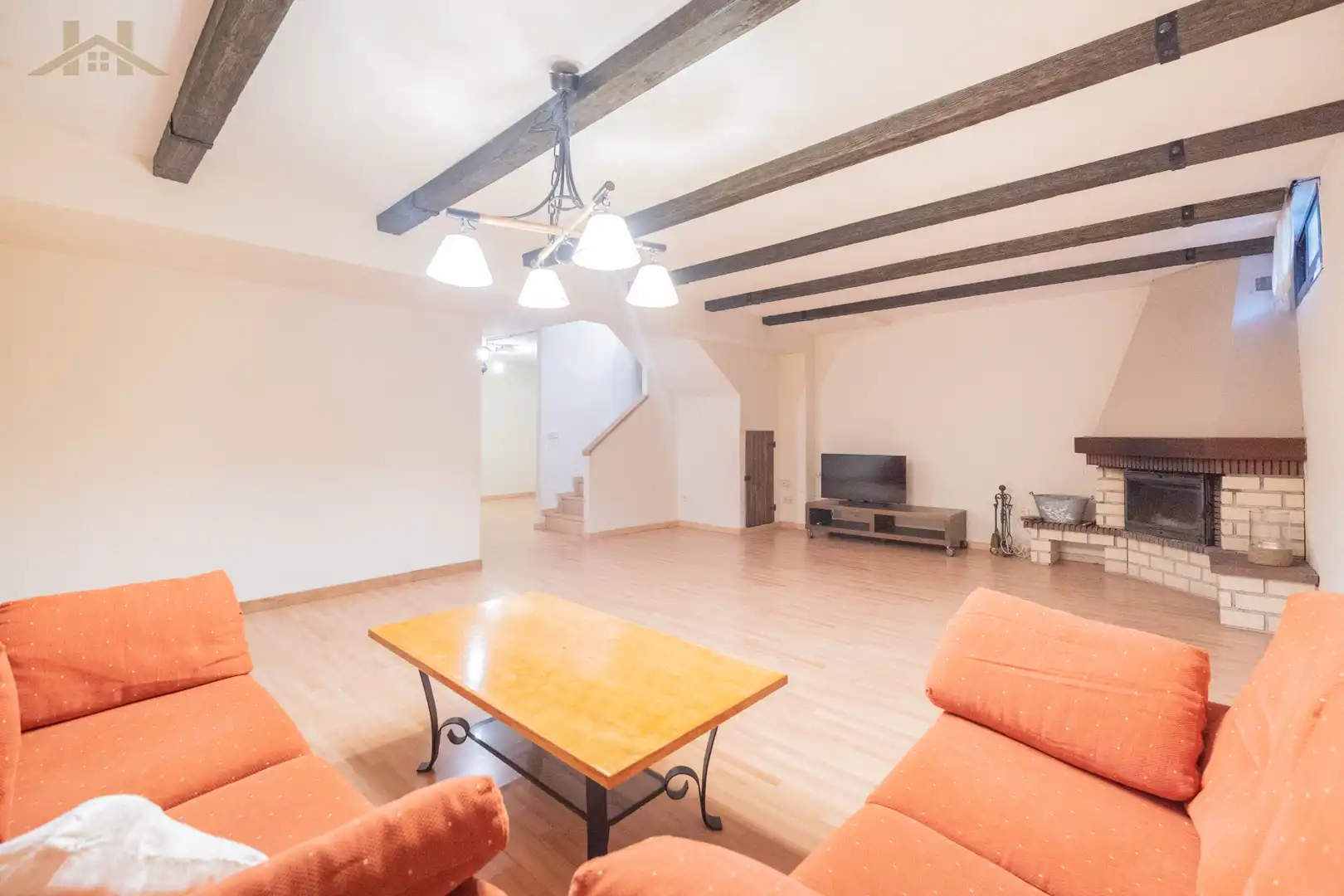 Sala de estar de Casa adosada en venta en Valdemoro con Jardín privado y Piscina comunitaria