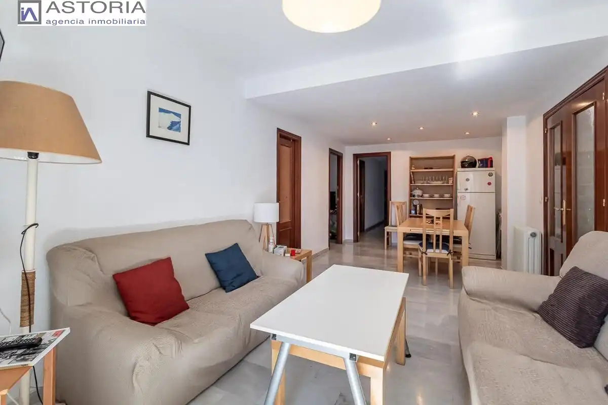 Flat with lift for sale in Calle GUARNON, imagen 5