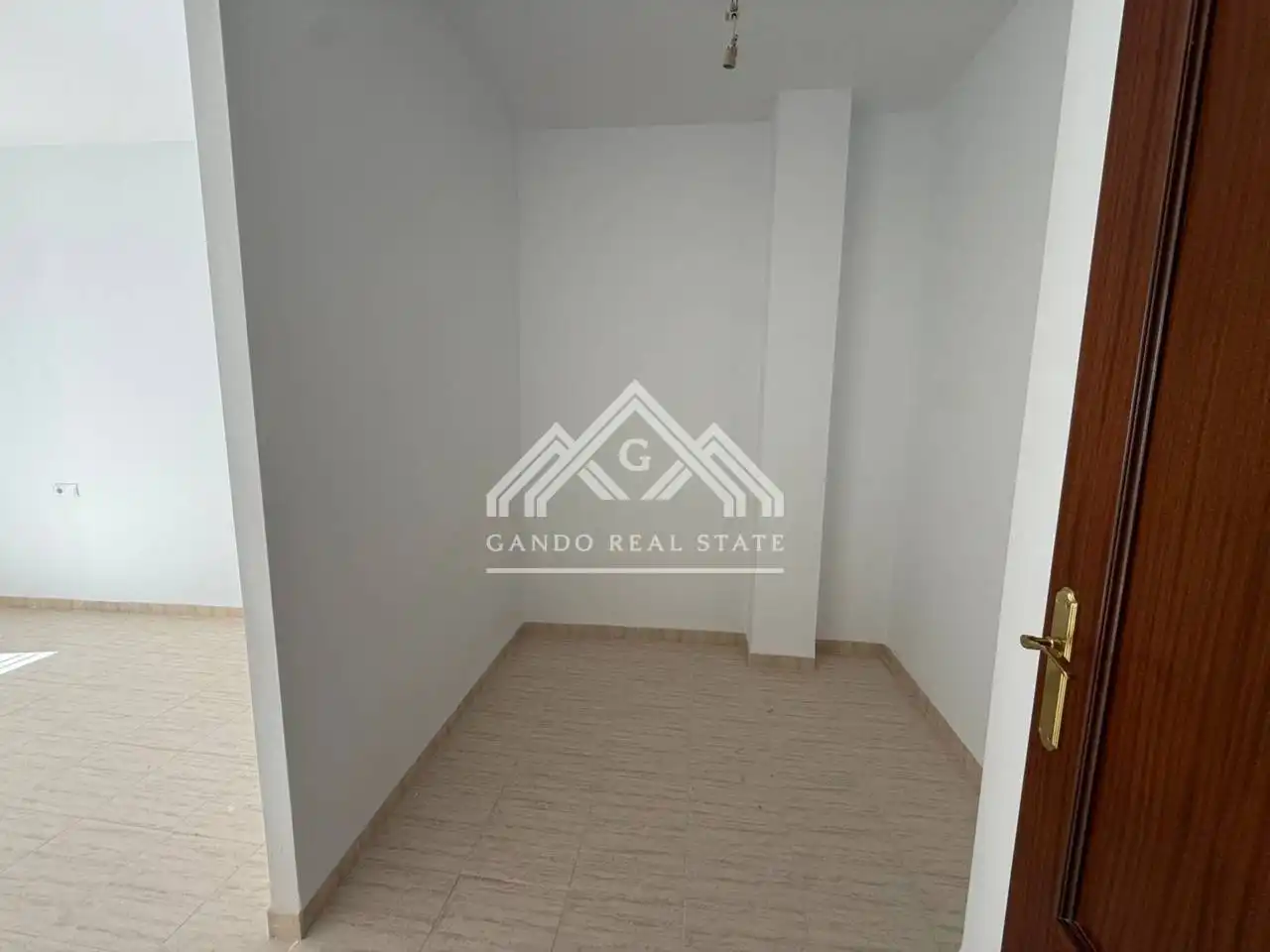 Piso en venta en Utrera con Trastero y Balcón