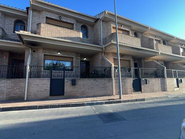 Adossat amb balcó en venda a Alguazas