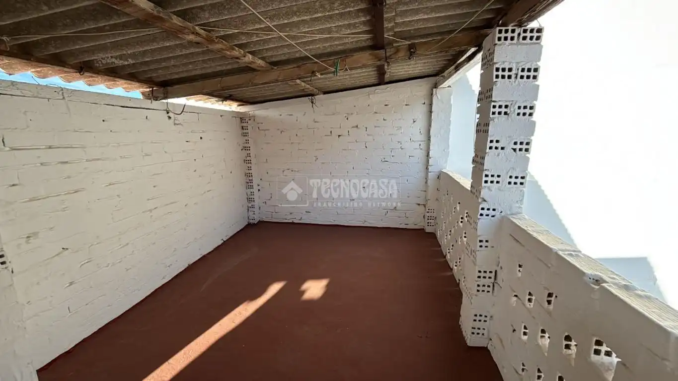 Casa adosada en venda a Centro