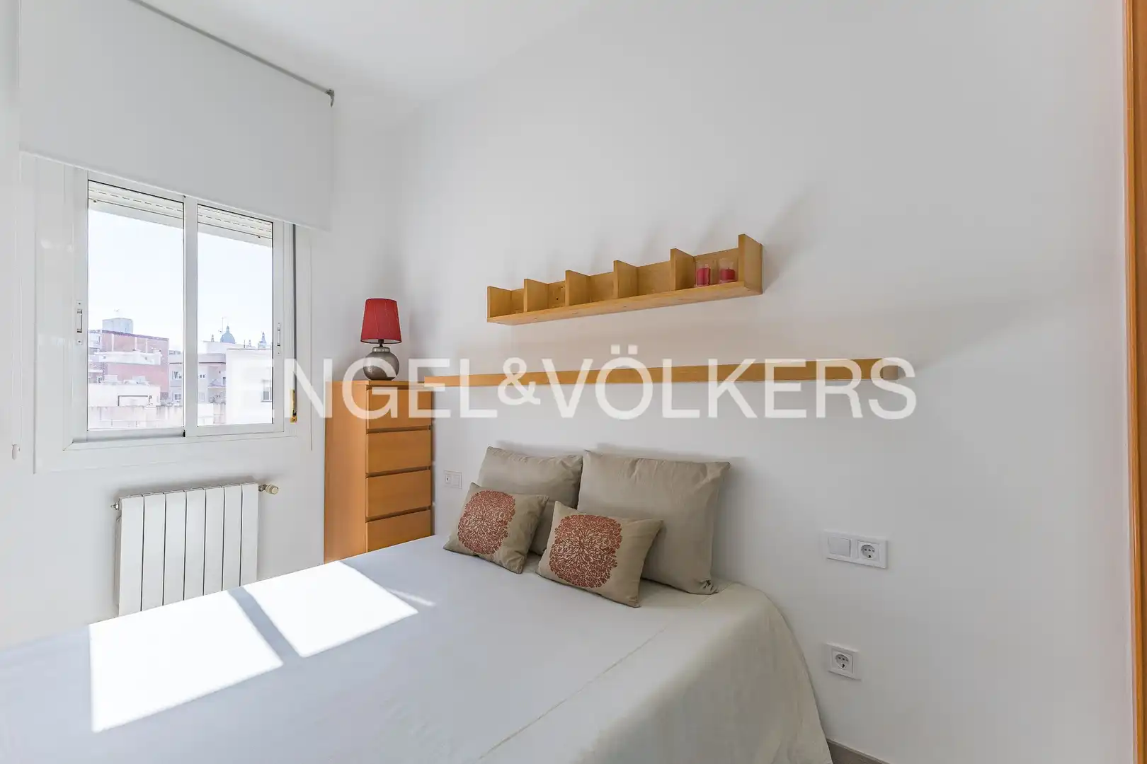 Schlafzimmer von Wohnung zum Verkauf in Barcelona mit Klimaanlage, Heizung und Parkett