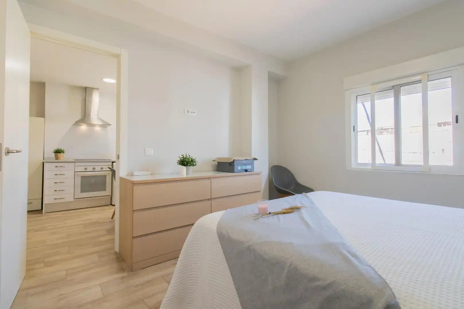Bedroom of Flat for sale in Valencia  with Air Conditioner