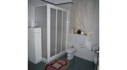 Foto 2 de Casa o xalet en venda a Cacabelos, León