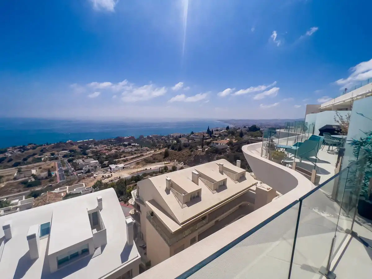 Terrassa de Dúplex en venda en Benalmádena amb Aire condicionat, Terrassa i Traster