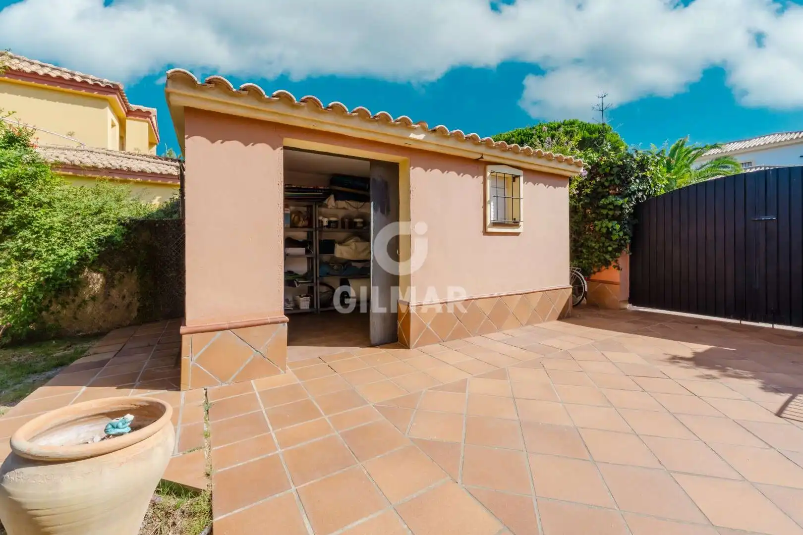 Garden of Houses for sale in Conil de la Frontera  with Heating and Private garden